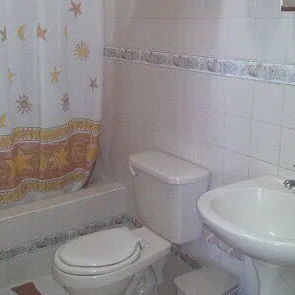 IG Casa de renta con piscina y respaldo energético cerca del mar en la playa Boca Ciega. Alquiler de casa GUA-003 - 5/10