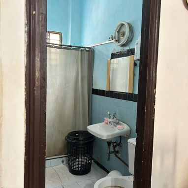 🏡 SE VENDE O SE PERMUTA APARTAMENTO EN PLANTA BAJA, SEVILLANO, 10 DE OCTUBRE. - 3/4