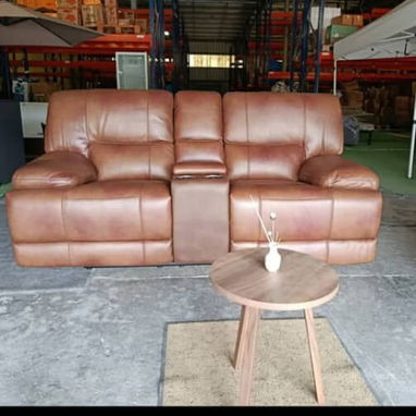 Sofá reclinable de 2 plaza comunícate con Pedro - Img 112297450