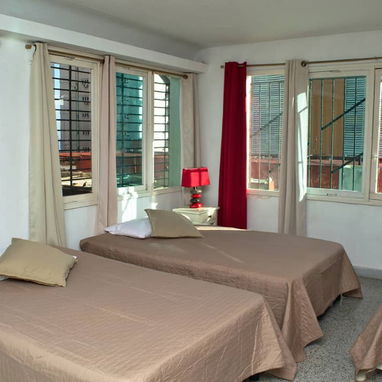 Hostal exclusivo en el Vedado para unas vacaciones inolvidables. - Img 116358216