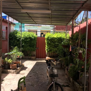 Bajos de biplanta en Lawton, 10 de Octubre. - 3/9