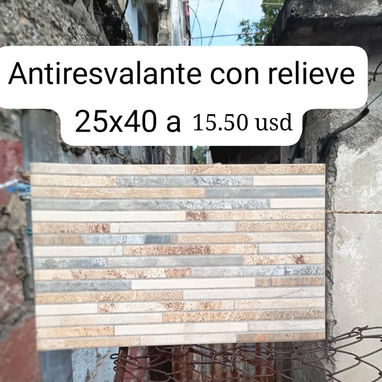 Lozas antirresbalantes porcelanato,con brillo ,aspiadas - Img 126869110