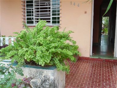 Se vende casa de dos plantas con patio en santa fe - Img 65886838