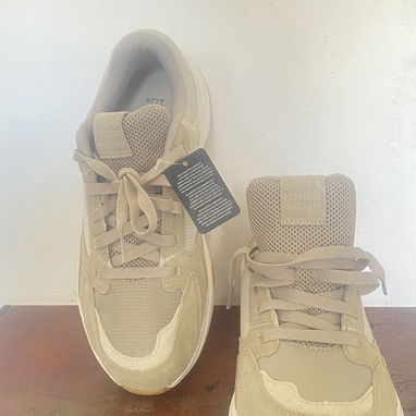 Tenis Under Armour - Img 120020711