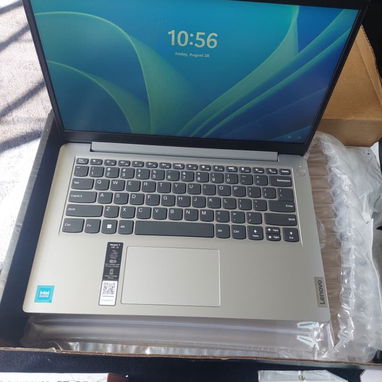 💻 Laptop Lenovo (✨️NUEVA EN CAJA 📦) - 6/10