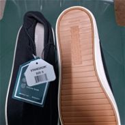 Zapatillas nuevas - Img 45421929