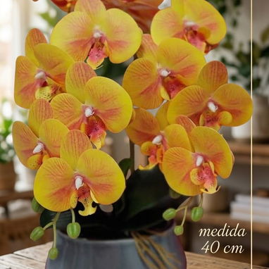 🌺Hermosas orquídeas decorativas en su base de cerámica. 💵$22 usd  ✅40 cm de altura - 3/4