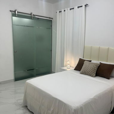 Vendo apartamento en el Vedado - Img 125997070