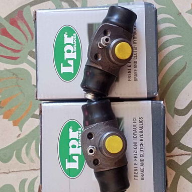 Juego de cilindros de freno traseros marca LPR Italianos para Skoda Fabia y VW Polo - Img 118562647
