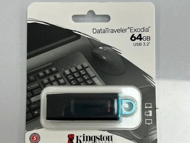 MEMORIA FLASH 64 GB Kingston USB 3.2: Amplía tu Almacenamiento y Preserva tus Recuerdos. - Img main-image