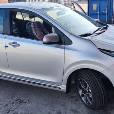 Vendo o negocio kia picanto del 2025 cero milla solo 6mil kilómetros camiando - Img 93416214