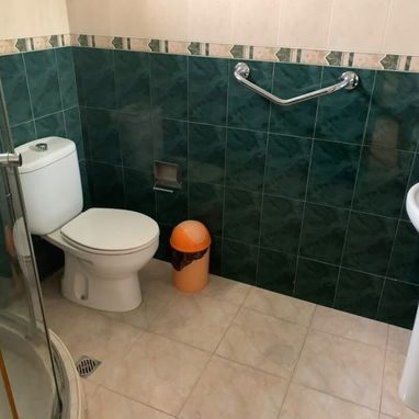 Se alquila casa en Playa – 3 cuartos, 2 baños, garaje – $800 mensual - 7/10