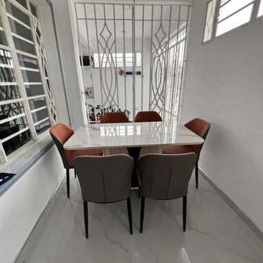 Mesa de comedor de porcelanato - 2/2