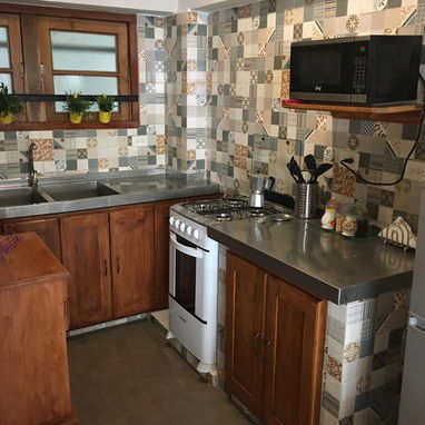 RENTA LINEAL EN CENTRO HABANA CON 2 HABITACIONES +53 52463651 POR WHATSAPP - Img 111184579