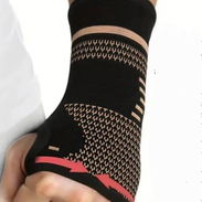 ******Muñequera unisex con bandas de compresion ajustables - Img 55981555