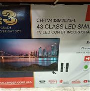 TV Smart 43 pulgadas con base de paré y mesa dos mando. Mensajería gratis - Img 45866591