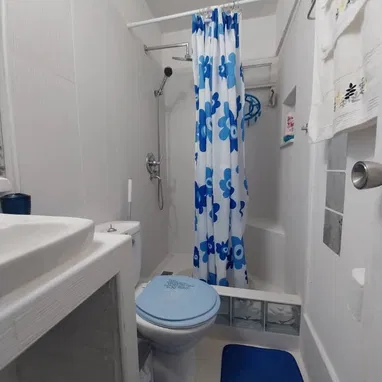 Venta de apartamento de 2hab. en el Vedado con todo adentro - Img 103811158