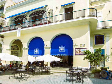 Apart d 2/4 dntro d la PLAZA VIEJA, ubicacion EXCLUSIVA, justo ncima del Cafe Escorial, con balcones y vistas a la plaza - Img 56132191