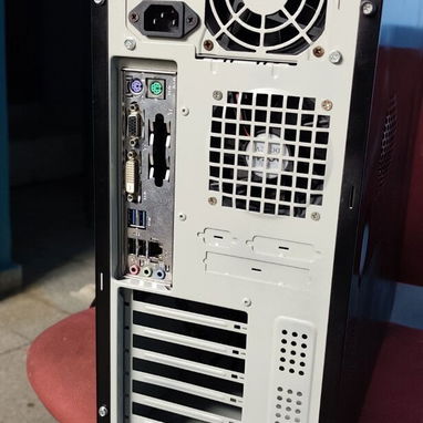 Vendo Magnifica Torre de PC i3 4ta gen adjunto fotos tengo mensajeria disponible Luis 59757910 - Img 127517075