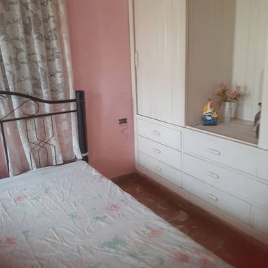 Casa de 90 metros con portal sala comedor 3 cuartos Jardincito patio y pozo. En la Palma Pinar del rio se vende. - 4/5