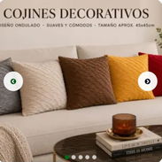 Cojín decorativo + relleno 🛋️✨  💰12 USD  Dale un toque elegante y moderno a tu hogar con este hermoso cojín. - Img 57488654