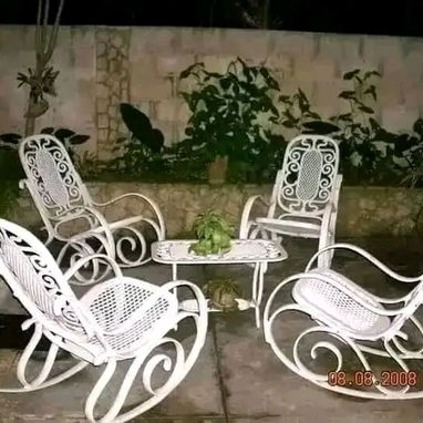 Hermosos y resistentes juegos de 4 sillones con mesa de centro para su terraza o portal - Img 109352072