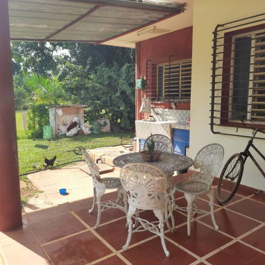 Se vende propiedad en Boyeros muy cerca del Aeropuerto, Guajay perteneciente al barrio Chico - 5/6