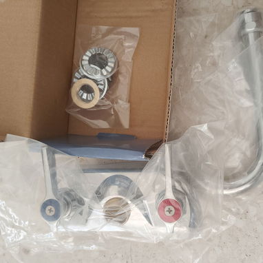 En Venta Llave Mezcladora, Manguera de Lavadora, Rejillas, Picaporte, Tapa de tanque de Gasolina, y más.. 53161676 - Img 124425249