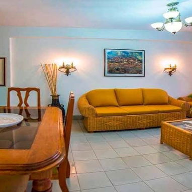 🏠 Apartamento en renta en el Vedado, La Habana - 3/10