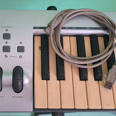 M Audio Key Rig 49 controlador midi usb - Img 120146147