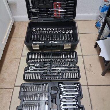 Maleta con juego de herramientas 301 piezas - Img 113003359