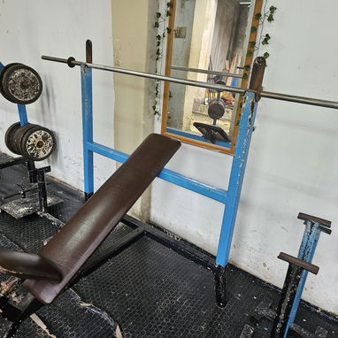 Si estás interesad@ en abrir tu propio negocio, esta es tu mejor oportunidad . Equipos completos de gimnasio - 4/5