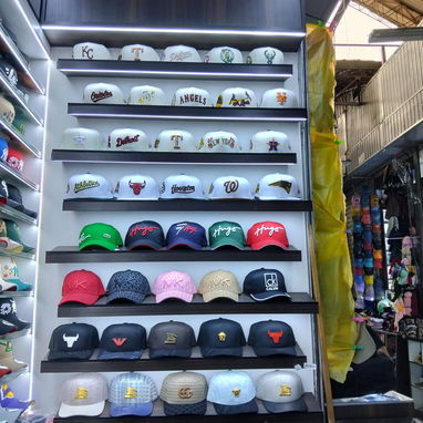 Gorras New Era cerradas semicurva y regulables - 2/5