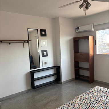 Alquiler por tiempo indefinido en la Habana. Ofertas de rentas lineales en el Vedado. Renta de apartamento de lujo - Img 111415689