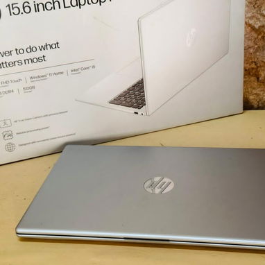 460USD 460 USD – Laptop HP 2025 nueva - Img 123336142
