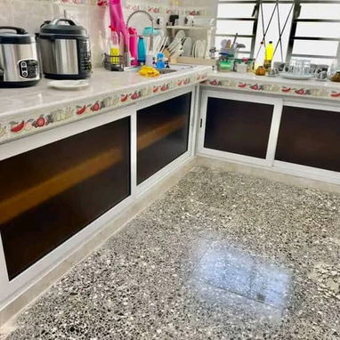 Se realizan trabajos de carpintería de aluminio y cristalería directamente con el dueño - Img 123095153