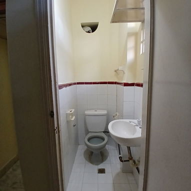 BIPLANTA bajos 3/4 ,3BAÑOS, 2 entradas, GARAJE,JARDÍN 11Y82 PLAYA 70mil 53582376 - Img 122041309