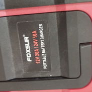 Cambio Cargador 12 y 24 volt de 20 ampere por dos de 10 - Img 58179536