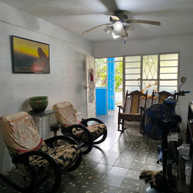 *122🏡Venta de casa biplanta en Santo Suárez [ 10 de octubre ]_es llegar y vivir*✨  🎶*Es muy amplia y de excelente ubic - Img 124755653