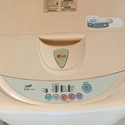 Lavadora LG automática de uso 9 kg - Img 54940103