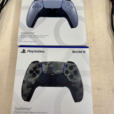 Todo ORIGINAL, NUEVO Y DE USO!!! Mandos de PS4 y PS5!!! El mundo Gamer en tus manos!!! BzK_ lo tiene todo!!! - Img 119052699