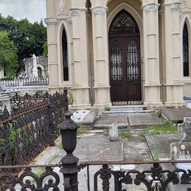 Vendo Boveda en el cementerio. - Img 105526103