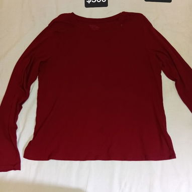 Camisetas de colores, sueter talla m 500 pesos, entre otros - 4/6