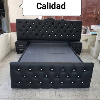 Sillones juegos de sala camas tapizadas - Img 122766288