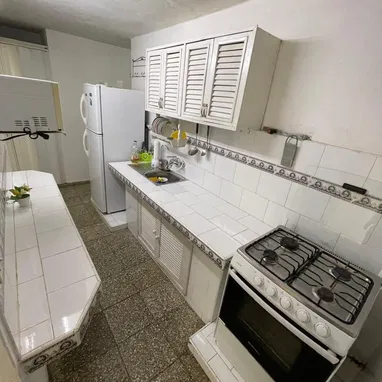 Apartamento en el vedado - Img 125930608