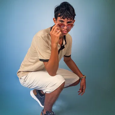 Fotografía de estudio para 15añeros - Img 120294781