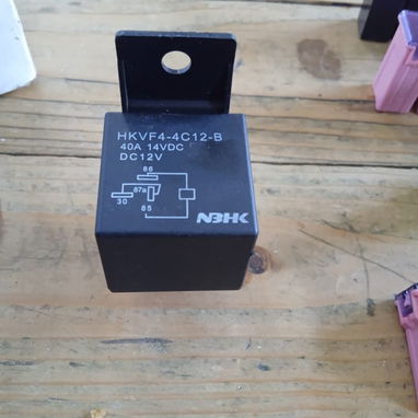 Relay 12V 30A y 35A, Fusibles y Cierres centralizados de puerta - Img 124168490