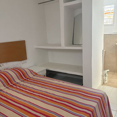 Se venden dos apartamentos, en el Vedado - 9/10