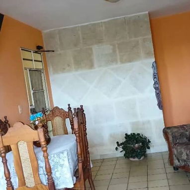 "$7000usd CON TODO DENTRO Y CON  MOTOCICLETA BUCATTI (haciendo 50km)  Se ajusta el precio vacío y sin moto. - 4/10