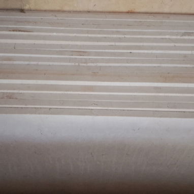 Planchas, rodapié y losas de mármol color crema de muy buen material - Img 120403373